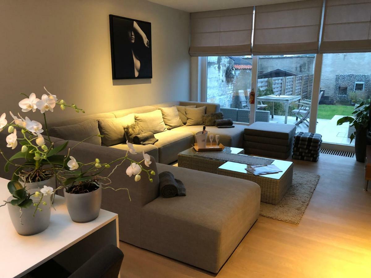 Home Bruges Cosy Comfort Modern Couple Privacy Walking Distance City Center Kitchen Terrace Garden ภายนอก รูปภาพ